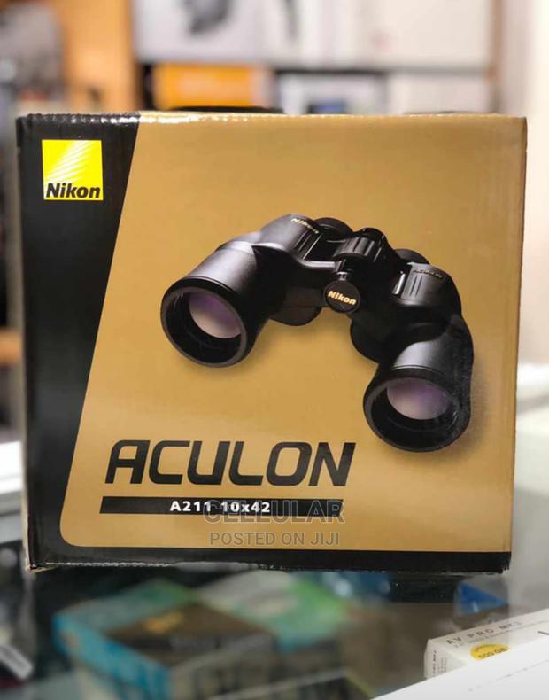 Nikon 10×42 Aculon A211 Binoculars - main view