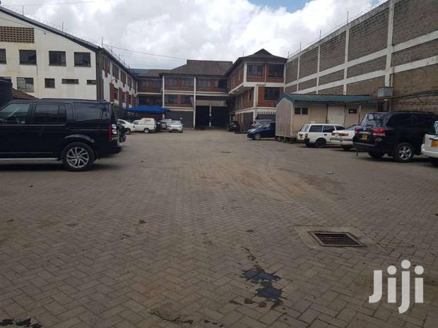 Godown In Industrial Area - main view