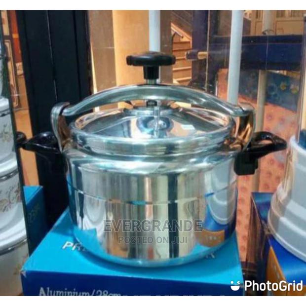 Alminium 11ltrs Pressure Cooker - main view