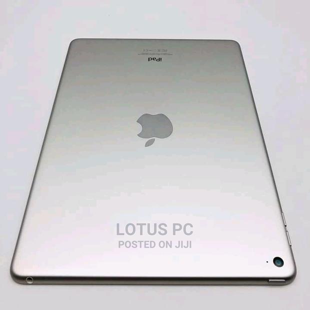 Apple iPad 2 Wi-Fi + 3G 64 GB Gray - thumbnail 2