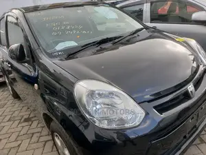 Toyota Passo 2015 Black