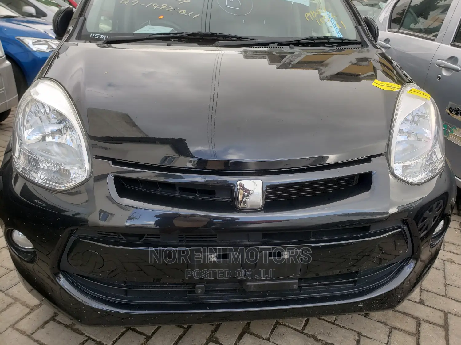 Toyota Passo 2015 Black