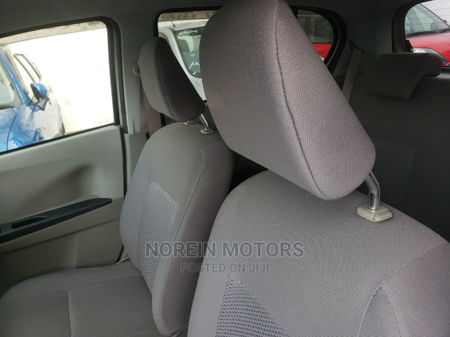 Daihatsu Mira 2015 Silver