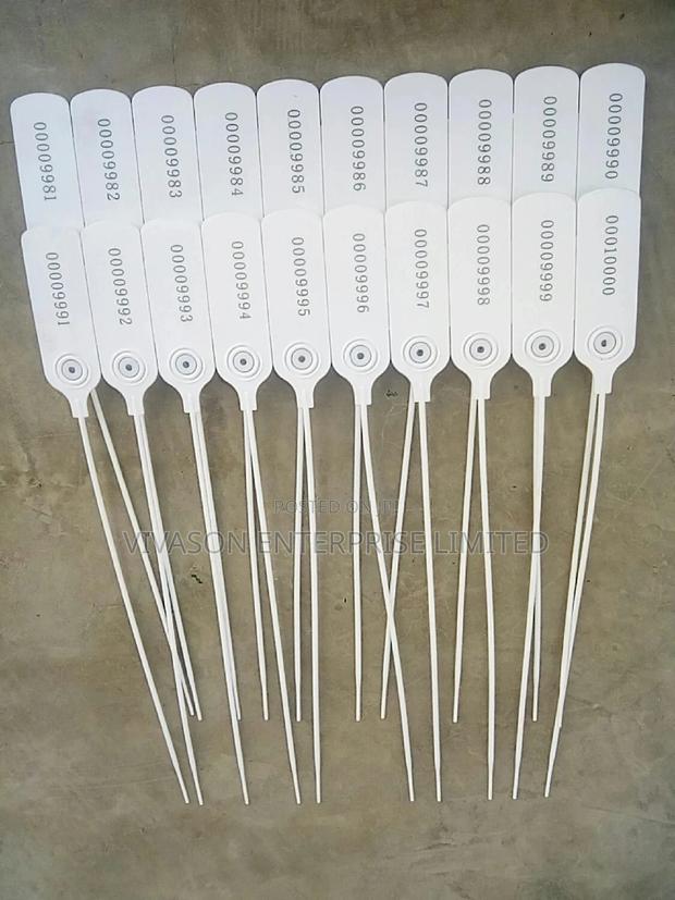 Plastic Seals - thumbnail 6