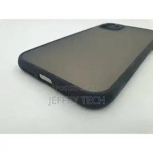 Apple iPhone 11 (6.1 Inch) Silicone Cover With Soft Edges 