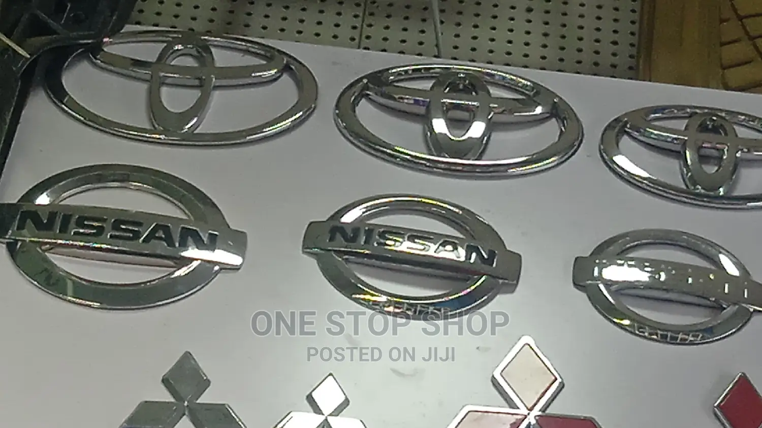 Nissan, Mitsubishi,Toyota Front and Rear Emblem