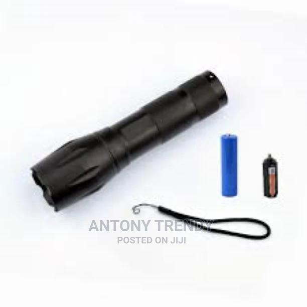 S XML T6 LED Flashlight Zoomable White Light Led Flashlight