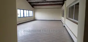 10000 Sq Feet Godown/Warehouse to Let