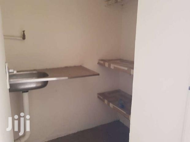 Godown In Industrial Area - thumbnail 8