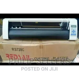 Digital Control Panel Allows Adjustment of Cutting Force And
