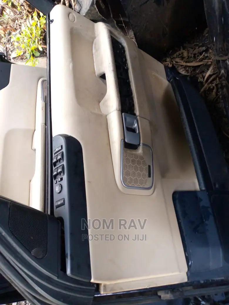 Range Rover Vogue Door Pannel Cover