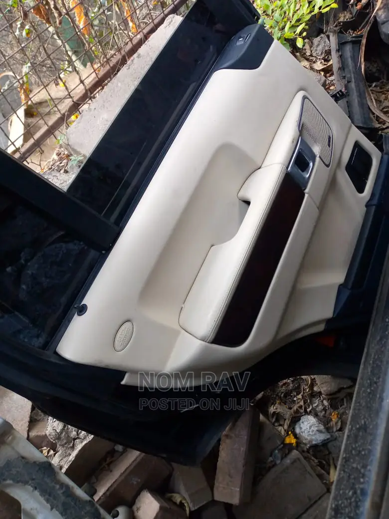 Range Rover Vogue Door Pannel Cover