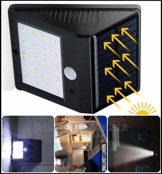Single Solar Wall Lights