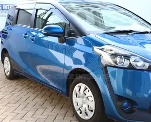 Toyota Sienta 2016 1.5 AWD Blue