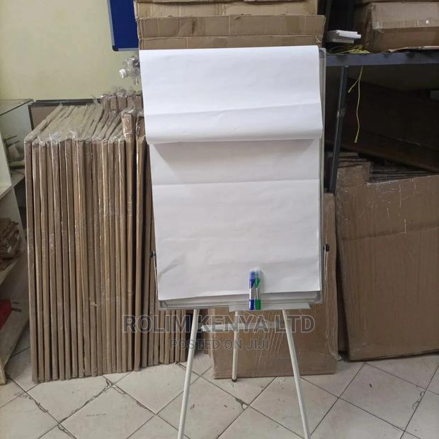 Flip Chart Stand / 3ftx2ft Whiteboard With Stand - main view