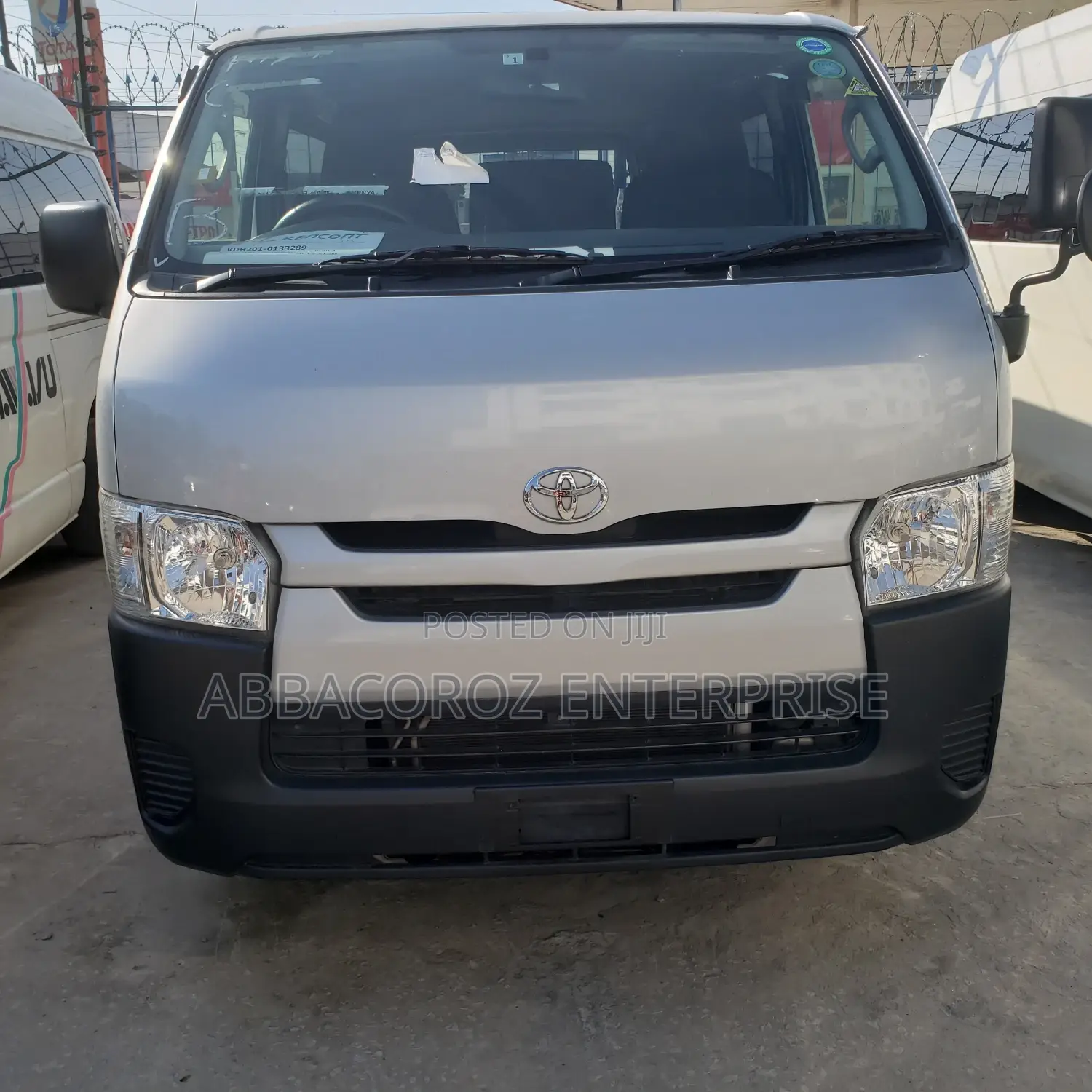 Toyota HiAce 2014