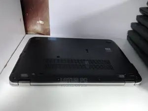 Laptop HP EliteBook 820 G3 8GB Intel Core I5 HDD 500GB