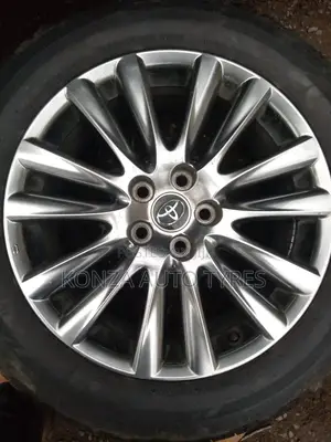 Toyota Harrier Rim Size 17