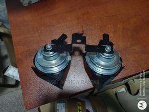 Range Rover Land Rover Horns - main view