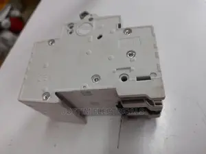 Abb 32 Triple Pole Mcb