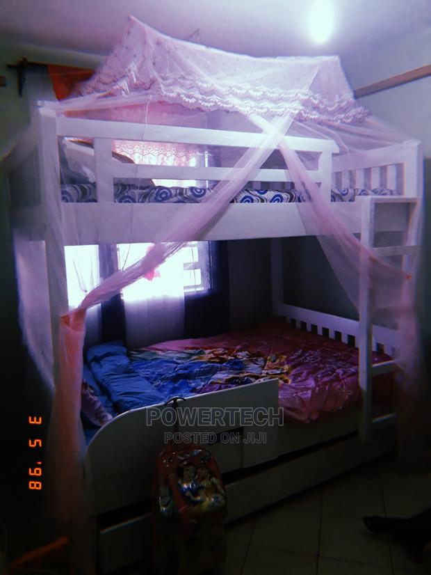Square Top Double Decker Net