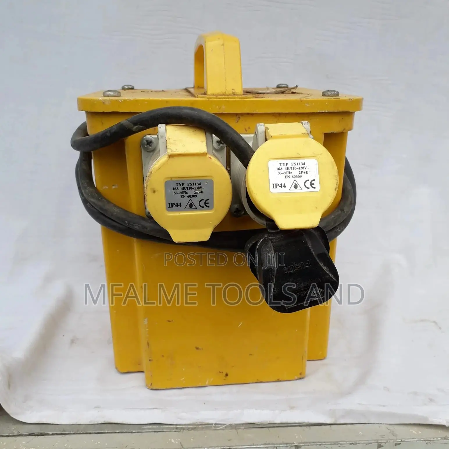 Transformers - Step Down 110V 3300W 3.3kva Portable - Ex-Uk
