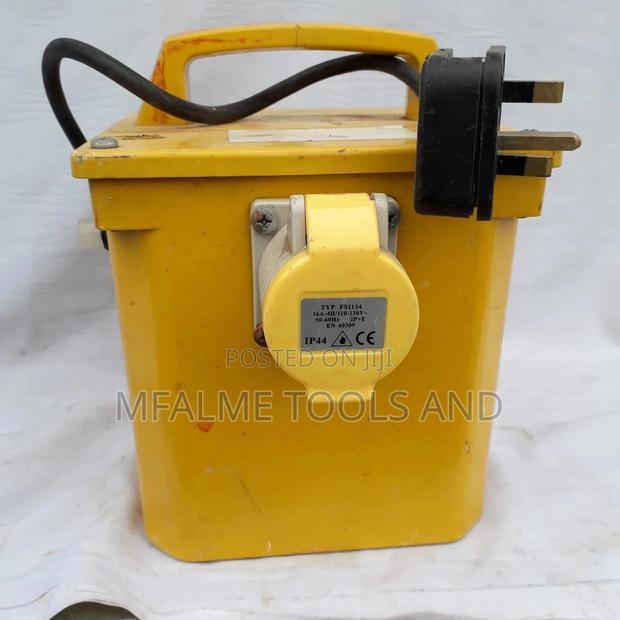 Transformers - Step Down 110v 1000w 1.0kva Portable - Ex-Uk - thumbnail 5