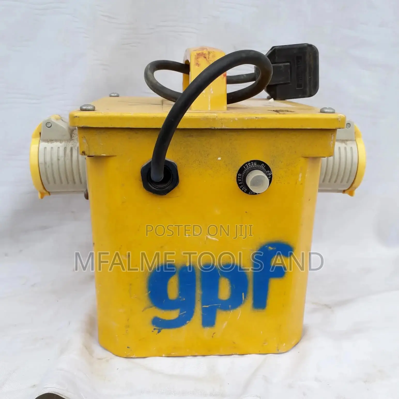 Transformers - Step Down 110v 1000w 1.0kva Portable - Ex-Uk