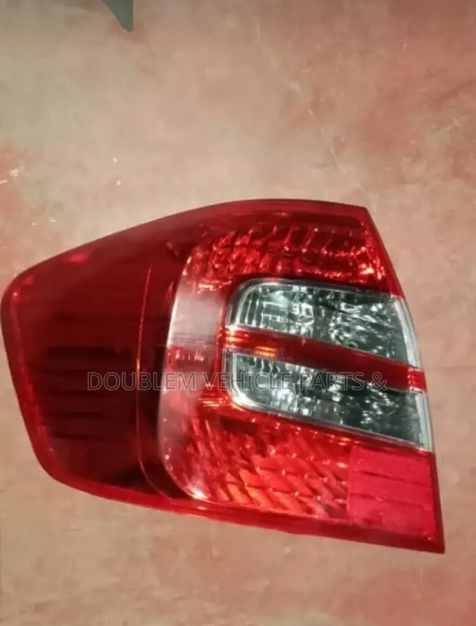 Tail Lamp Corona/Premio 240/2006