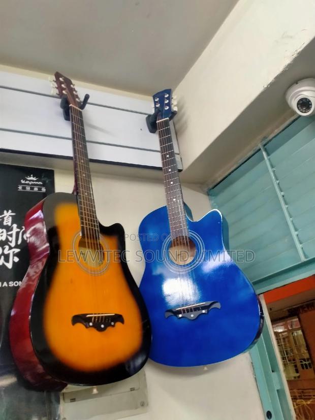 Acoustic Guitar 38 Cut Away - main view