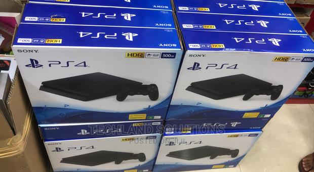 New Ps4 Slim,500gb - main view