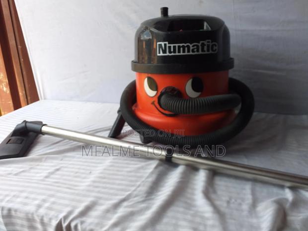 Hoover/Vacuum Cleaner -henry Numatic 9ltrs 620w 240v- Ex-uk
