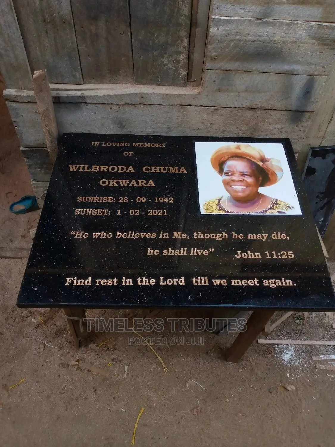Headstones, Memorial Stones Plaques.