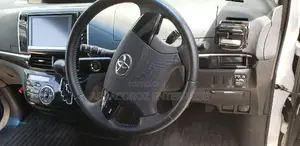 Toyota Estima 2014 White