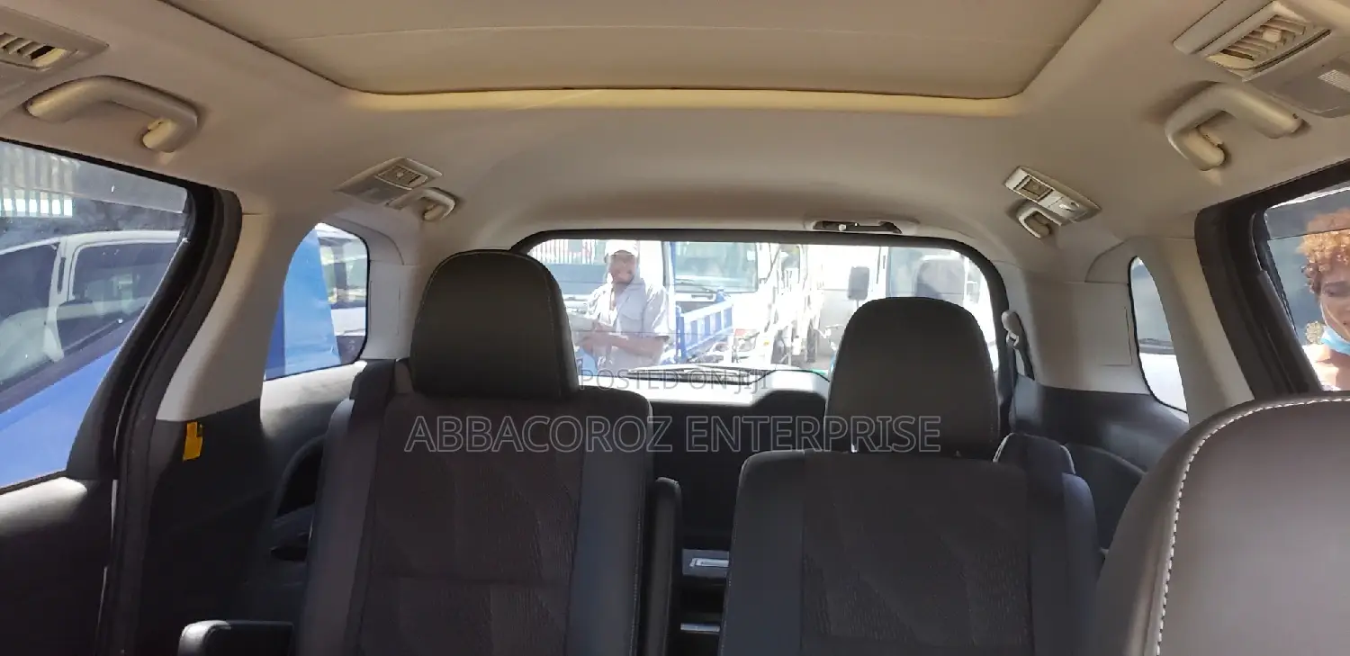 Toyota Estima 2014 White