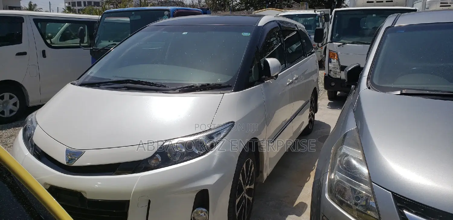 Toyota Estima 2014 White