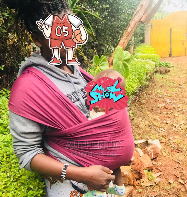 Baby Wrap Carrier - thumbnail 3