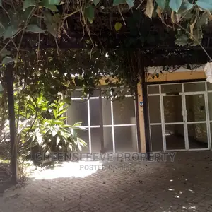 6bdrm Townhouse / Terrace in Karen for rent