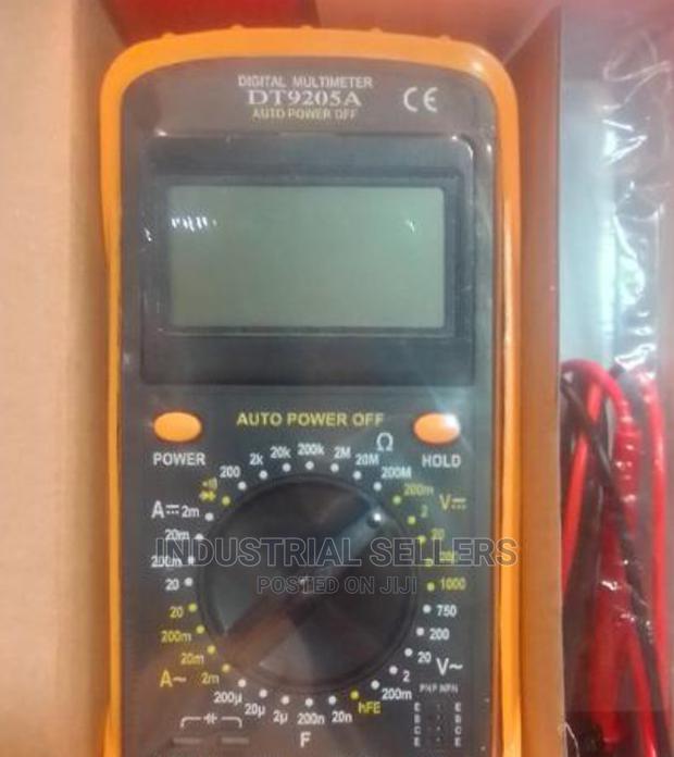 Auto Power Digital Multimeter - main view