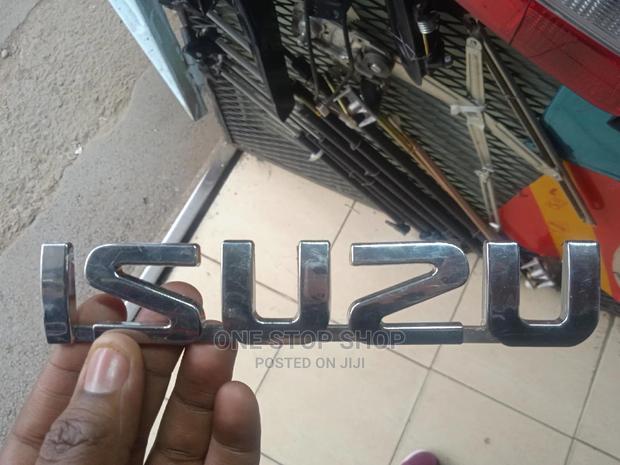 ISUZU Logo