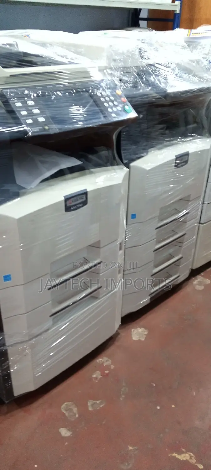 Kyocera Km 2560 Printer 