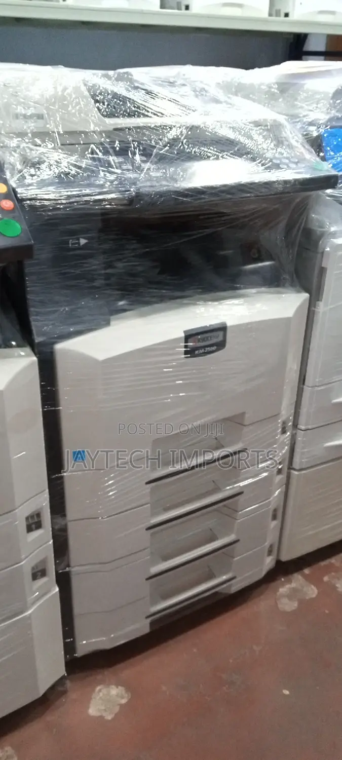 Kyocera Km 2560 Heavy Copier Machine