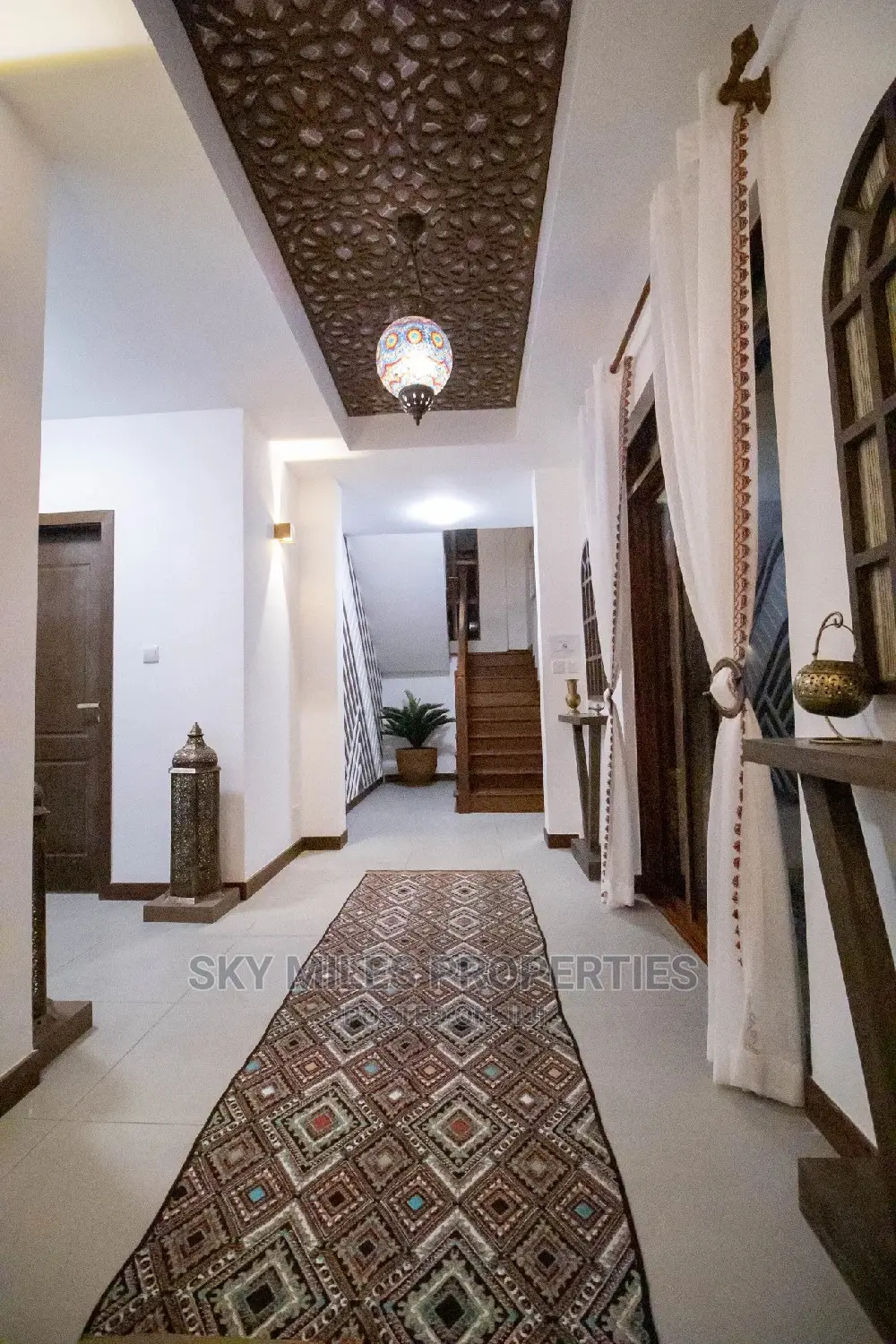 Luxurious Beach Villa Available for Holiday Rentals