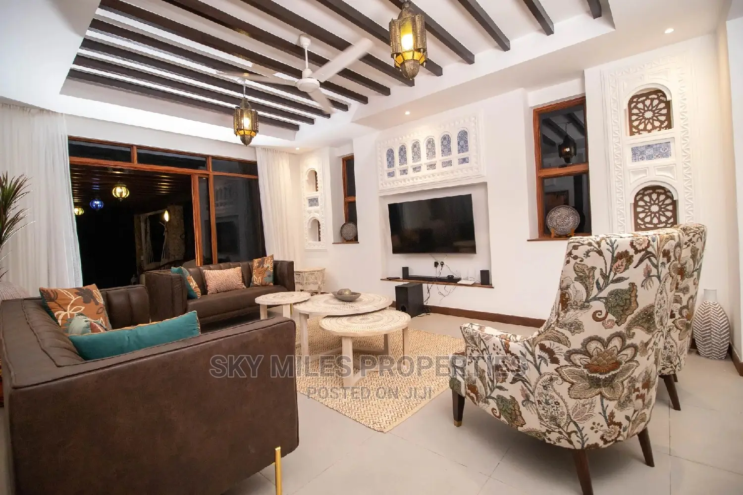 Luxurious Beach Villa Available for Holiday Rentals