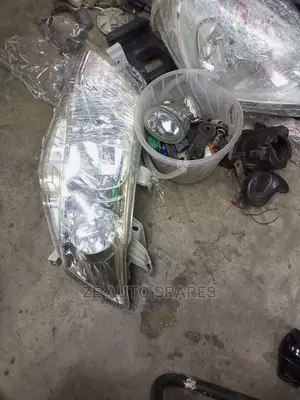 Allion 260 Headlight