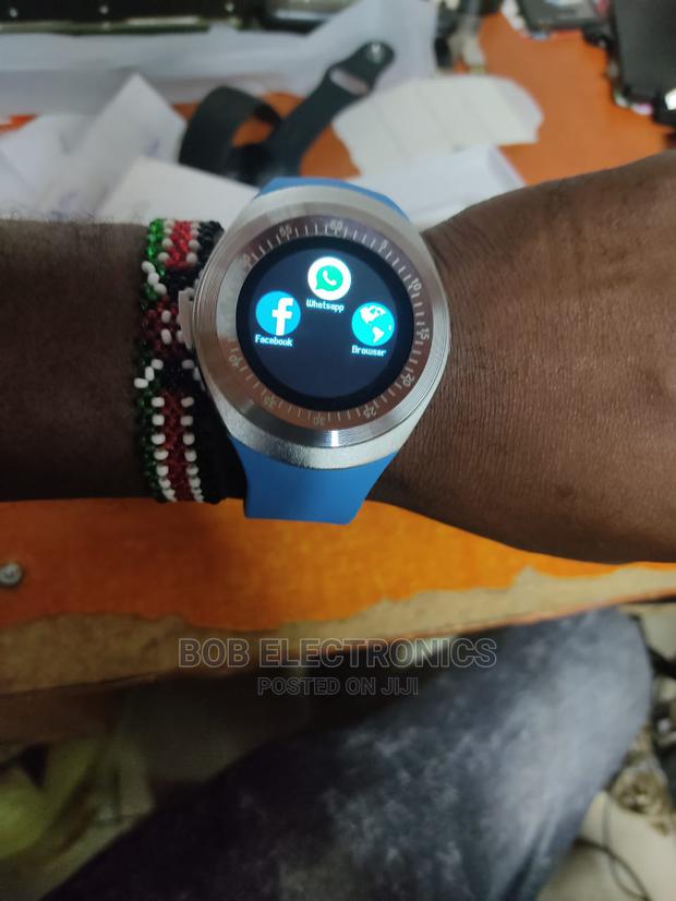 Y1 Stylish Smart Watch - main view