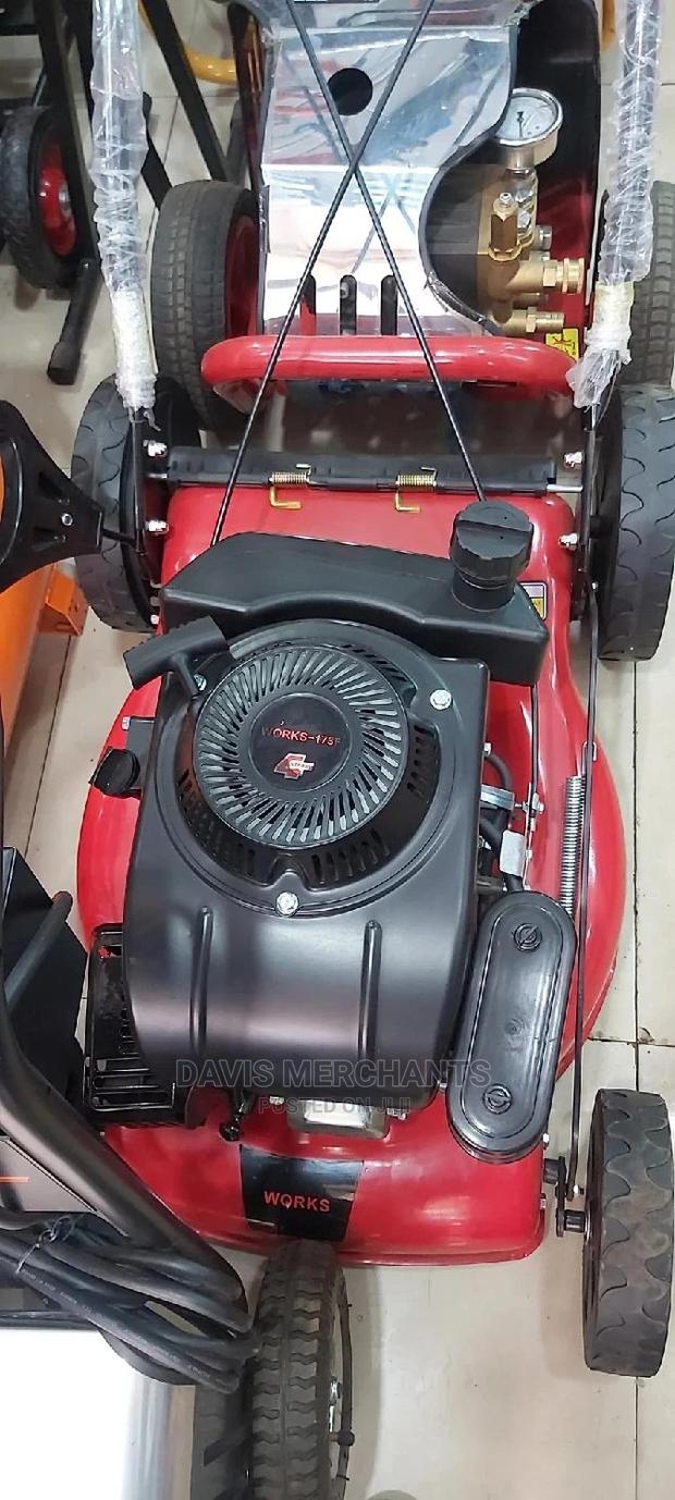 Gasoline Lawnmower Machine - main view