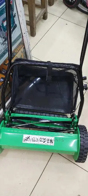 Manual Lawnmower