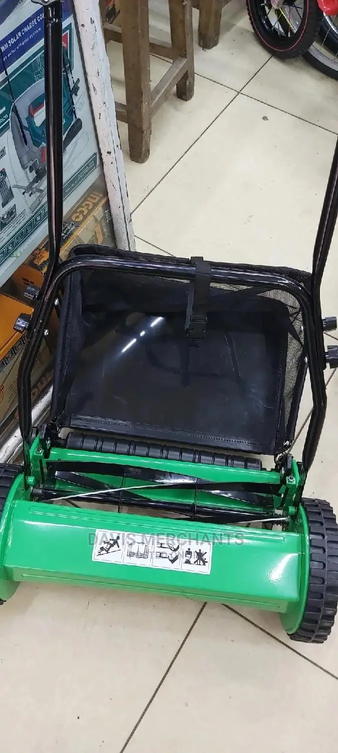 Manual Lawnmower