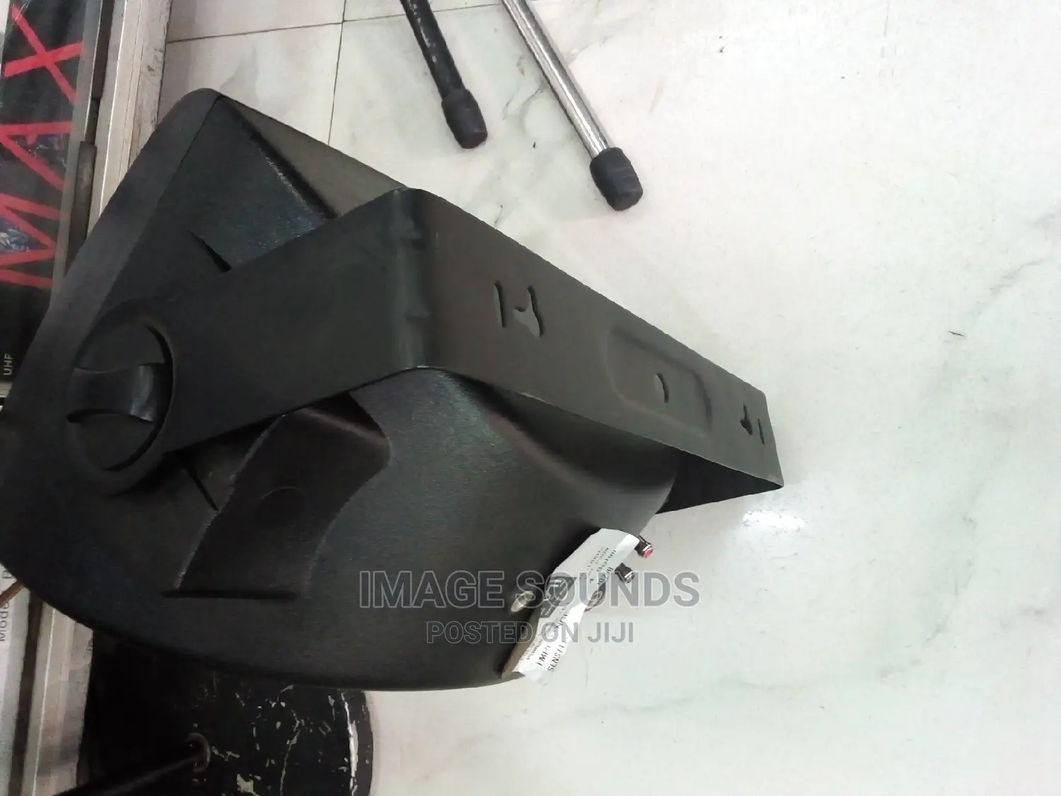 Martin Audio Mountable Speaker